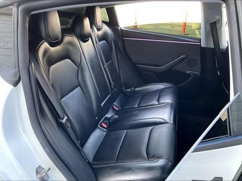 Used 2024 Tesla Model 3 Standard Range RWD image 25