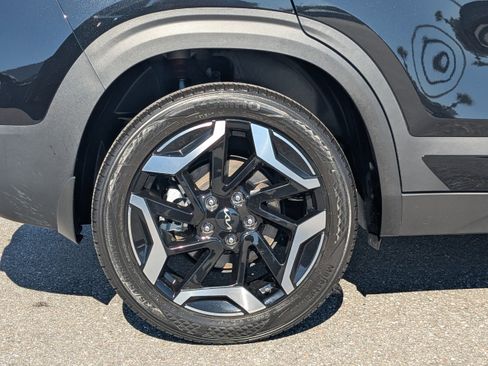 Used 2025 Kia Seltos SX w/ SX Sunroof Package image 12