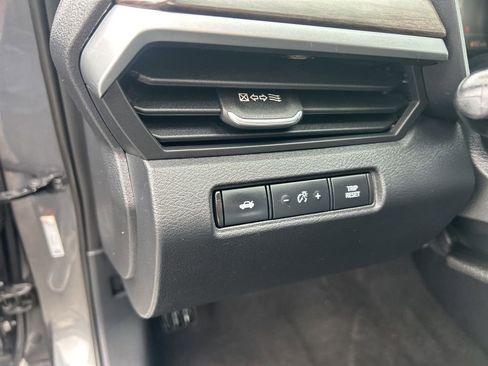 Used 2023 Nissan Altima 2.5 SV image 15