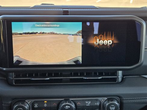 New 2026 Jeep Gladiator Sport image 17