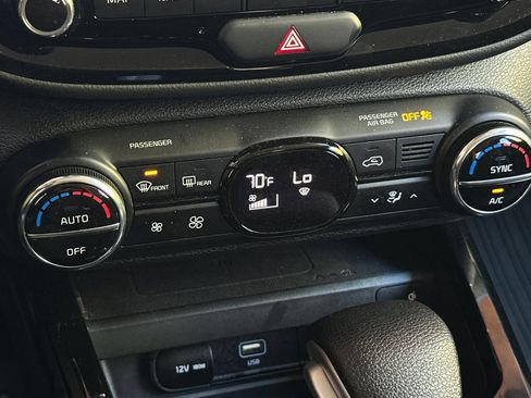 Certified 2025 Kia Soul S FWD image 21