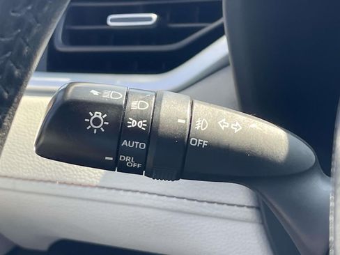 Used 2019 Toyota RAV4 XLE Premium w/ Cold Weather Package FWD image 20