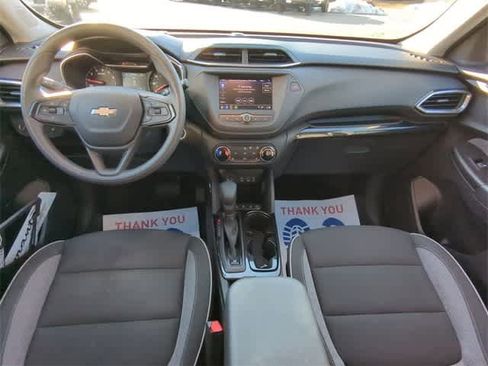 Certified 2022 Chevrolet TrailBlazer LT w/ Driver Confidence Package image 19