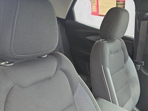 Used 2021 Chevrolet TrailBlazer LT w/ Convenience Package image 21