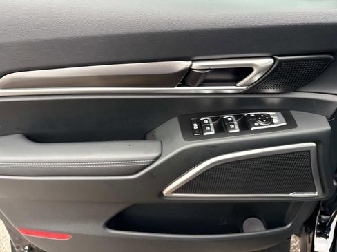 New 2025 Kia Telluride S image 20
