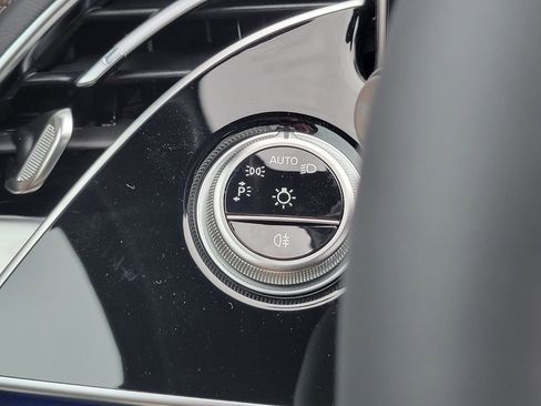 New 2026 Mercedes-Benz E 350 4MATIC Sedan image 22