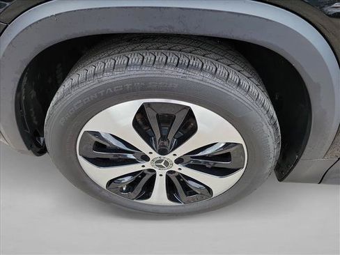Used 2025 Mercedes-Benz GLB 250 image 9