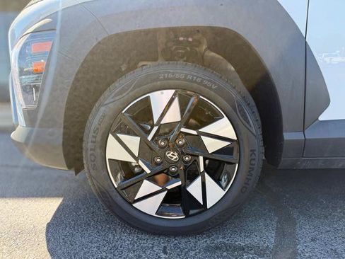 Used 2025 Hyundai Kona SEL AWD/4WD image 4