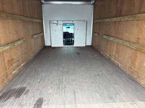 Used 2018 Ford E-350 and Econoline 350 Super Duty w/ Power Windows & Locks Group RWD image 17