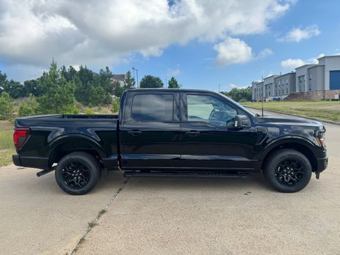 New 2025 Ford F150 XLT w/ Equipment Group 302A MID image 25