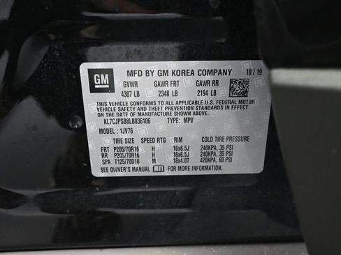 Used 2020 Chevrolet Trax LT w/ LT Convenience Package AWD/4WD image 43