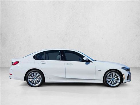 Certified 2023 BMW 330e w/ Premium Package image 4