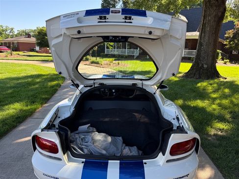 Used 2006 Dodge Viper SRT-10 w/ VOI9 Edition RWD image 57