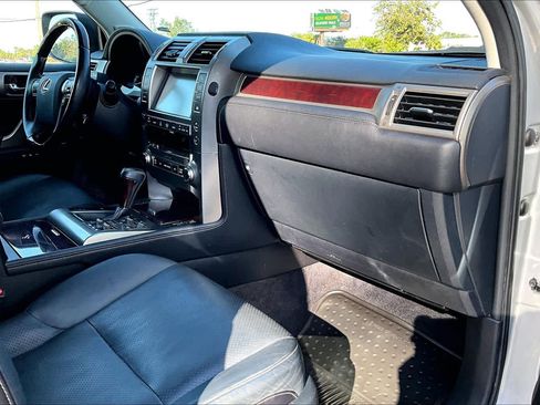 Used 2016 Lexus GX 460 Luxury image 18