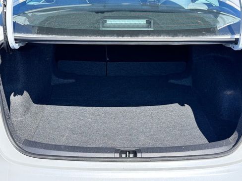 Used 2025 Toyota Corolla SE FWD image 19