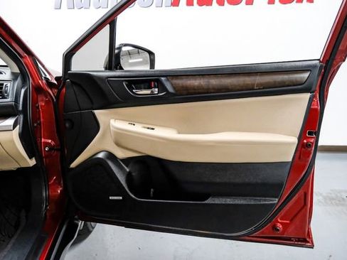 Used 2017 Subaru Outback 2.5i Limited image 40