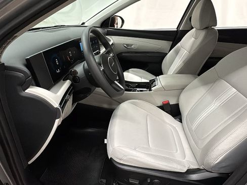 Used 2026 Hyundai Tucson SEL FWD image 8