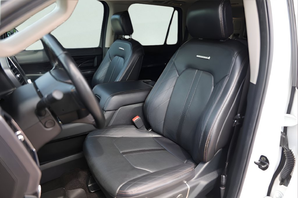 Used 2021 Ford Expedition Platinum RWD image 7