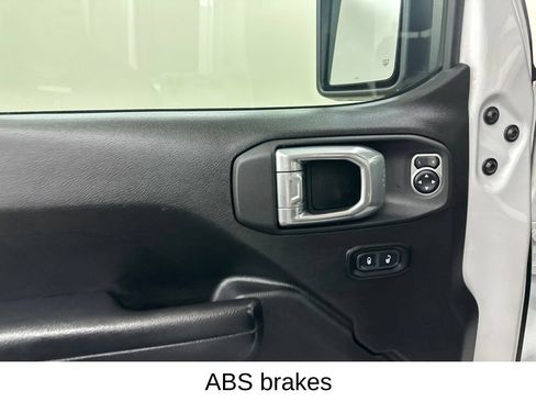 Used 2024 Jeep Wrangler Unlimited Sport AWD/4WD image 34