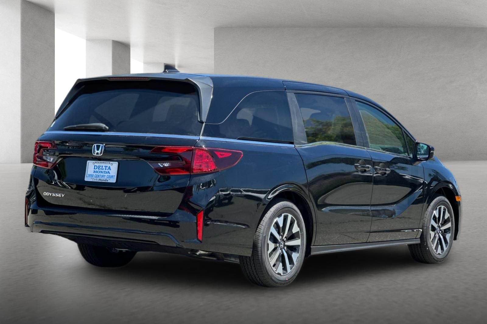 New 2026 Honda Odyssey EX-L image 4