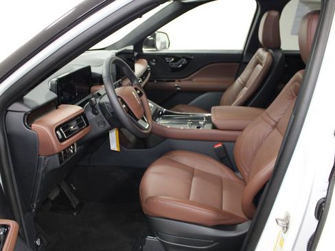 New 2026 Lincoln Aviator Reserve image 22