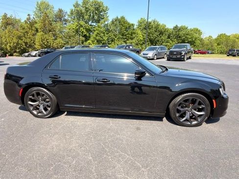 Used 2021 Chrysler 300 S RWD image 18