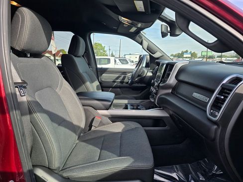 Used 2019 RAM 1500 Big Horn image 10