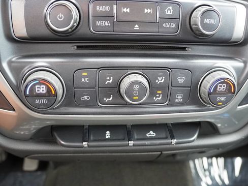 Certified 2018 Chevrolet Silverado 1500 LT w/ All Star Edition AWD/4WD image 24