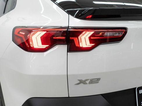 Used 2025 BMW X2 xDrive28i w/ Convenience Package image 40