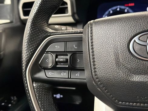 Used 2024 Toyota Tacoma TRD Off-Road AWD/4WD image 21