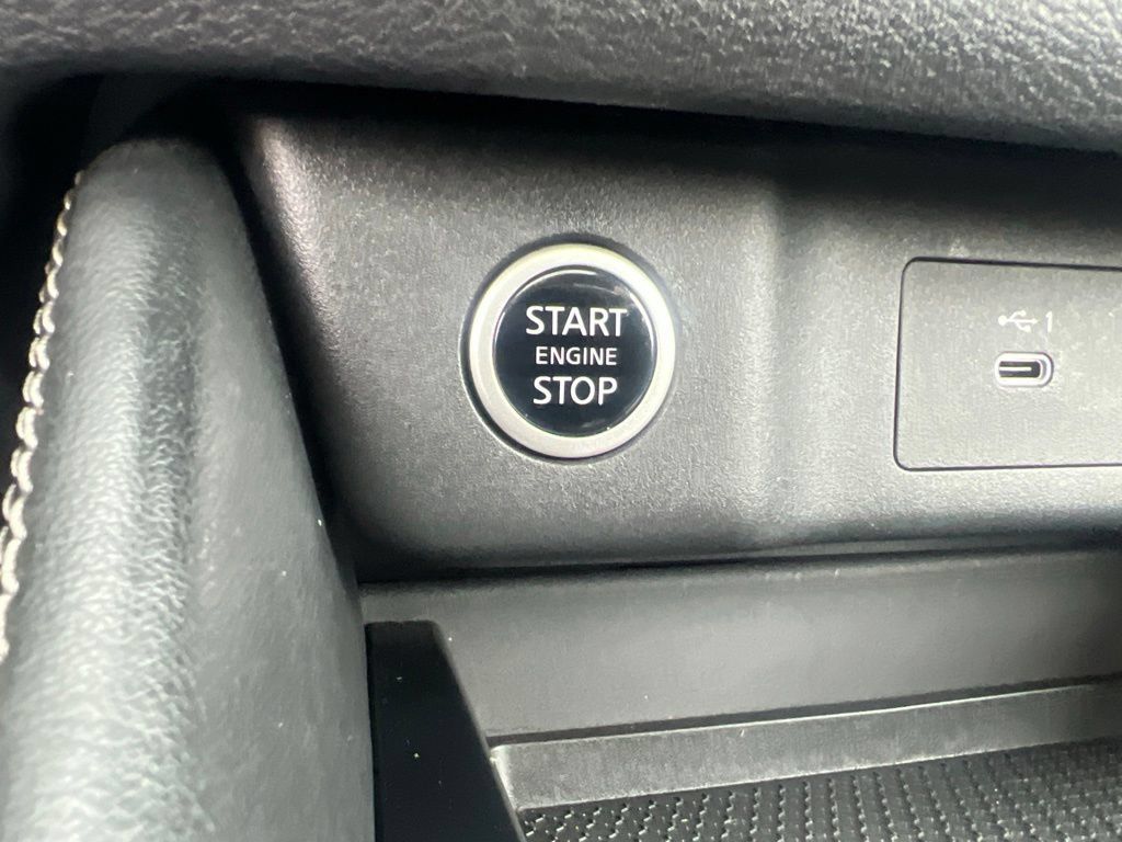 Certified 2023 Nissan Rogue SL AWD/4WD image 56