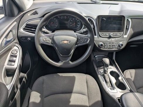 Used 2023 Chevrolet Malibu LT image 13