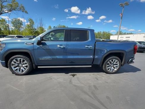 Certified 2024 GMC Sierra 1500 Denali w/ Denali Reserve Package AWD/4WD image 5