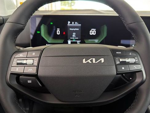 New 2026 Kia Sportage LX FWD image 26