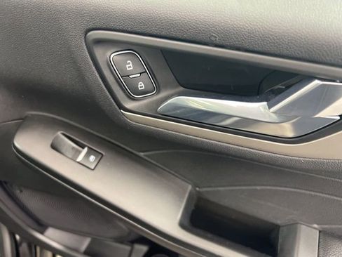 Used 2022 Ford Escape SEL image 24