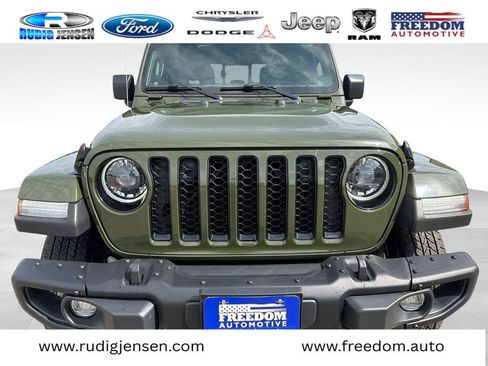 Used 2023 Jeep Gladiator Sport AWD/4WD image 8