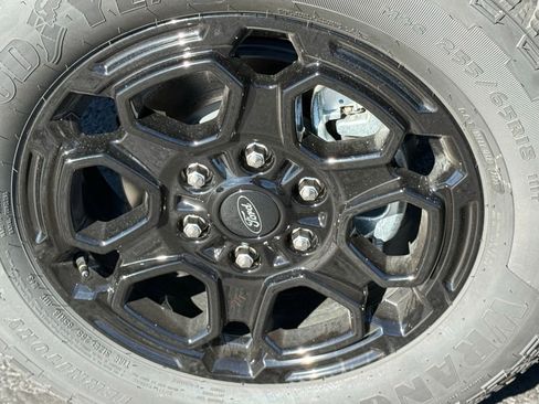 New 2025 Ford Ranger XLT image 13