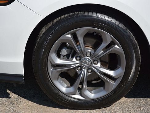 Used 2023 Honda Accord EX image 31