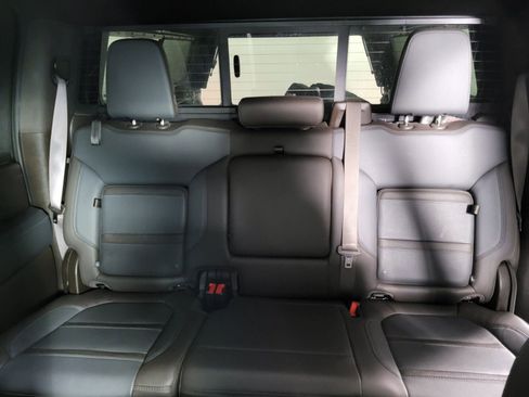 Used 2021 GMC Sierra 2500 Denali w/ Denali Ultimate Package image 22