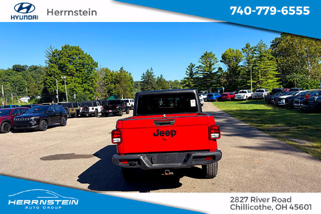 Used 2022 Jeep Gladiator Sport AWD/4WD image 21