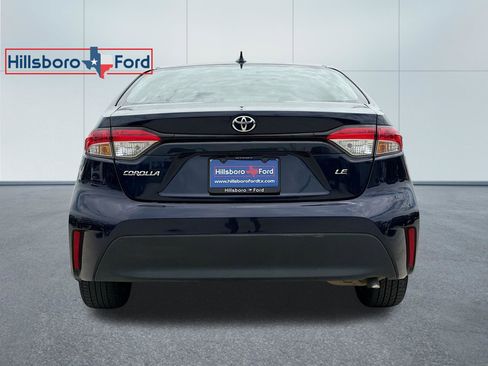 Used 2024 Toyota Corolla LE FWD image 6