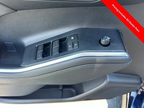 Used 2024 Toyota Highlander XSE FWD image 5