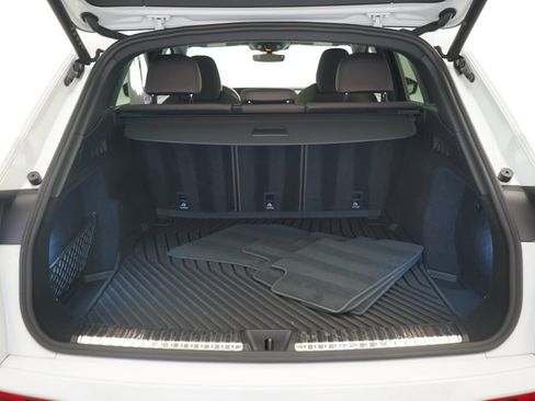 Used 2025 Audi Q5 Premium Plus w/ Premium Plus AWD/4WD image 11