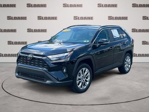 Used 2025 Toyota RAV4 XLE Premium w/ Weather Package AWD/4WD image 1