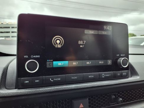 Used 2024 Honda CR-V EX image 7