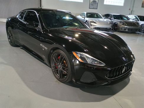 Used 2018 Maserati GranTurismo Sport RWD image 8