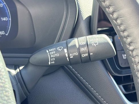 Used 2025 Toyota Grand Highlander AWD image 10