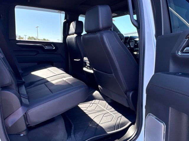 Used 2024 Chevrolet Silverado 2500 High Country w/ High Country Premium Package AWD/4WD image 24