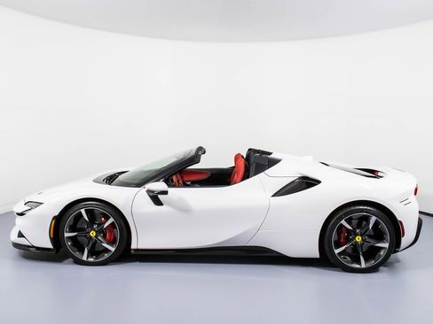 Certified 2023 Ferrari SF90 Spider image 9