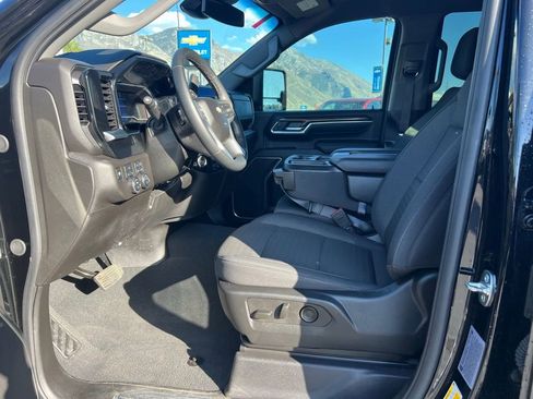 Used 2024 Chevrolet Silverado 2500 LT w/ Safety Package AWD/4WD image 24